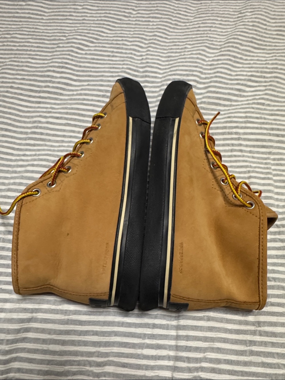 Sorel Men's Tan Leather High-Top Sneakers with Yellow-Brown Laces - Picture 6 of 12